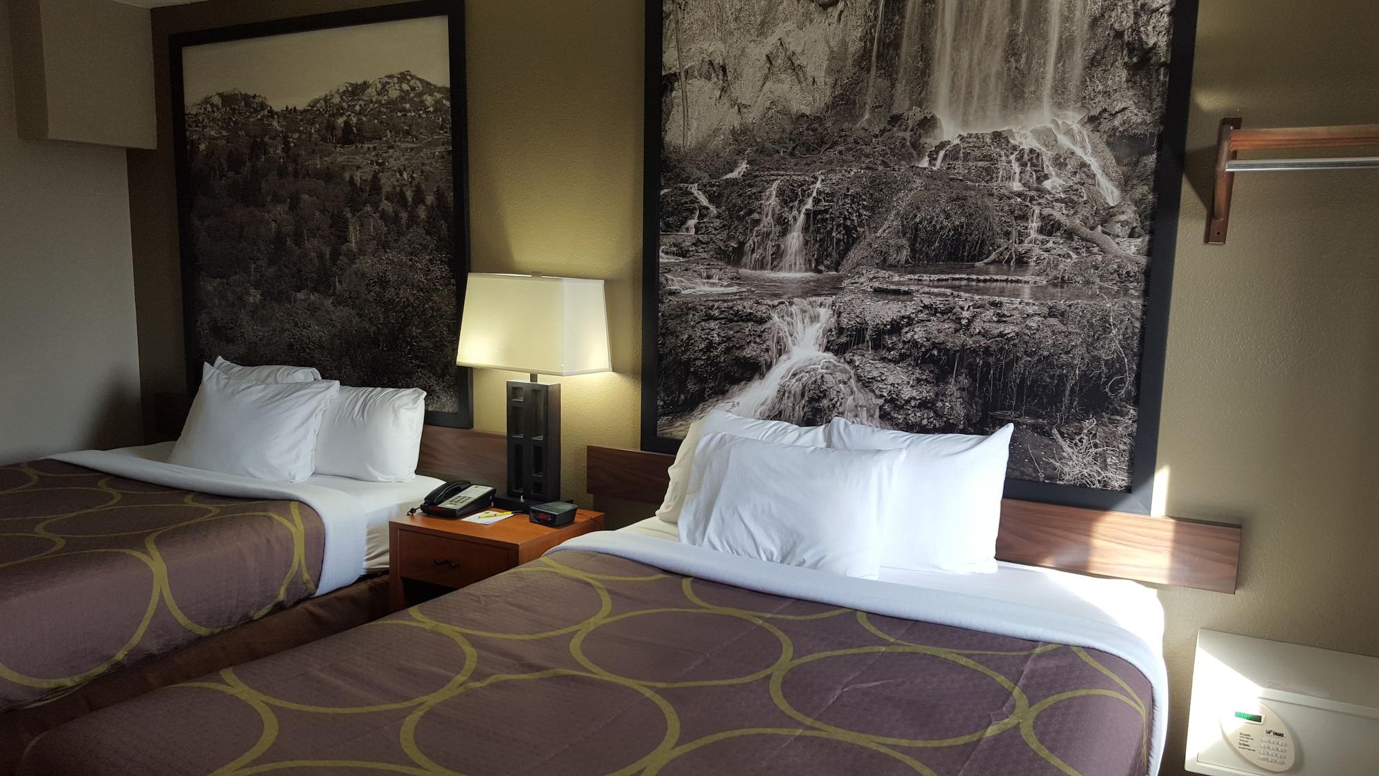 Super 8 By Wyndham Abingdon Va Otel Dış mekan fotoğraf