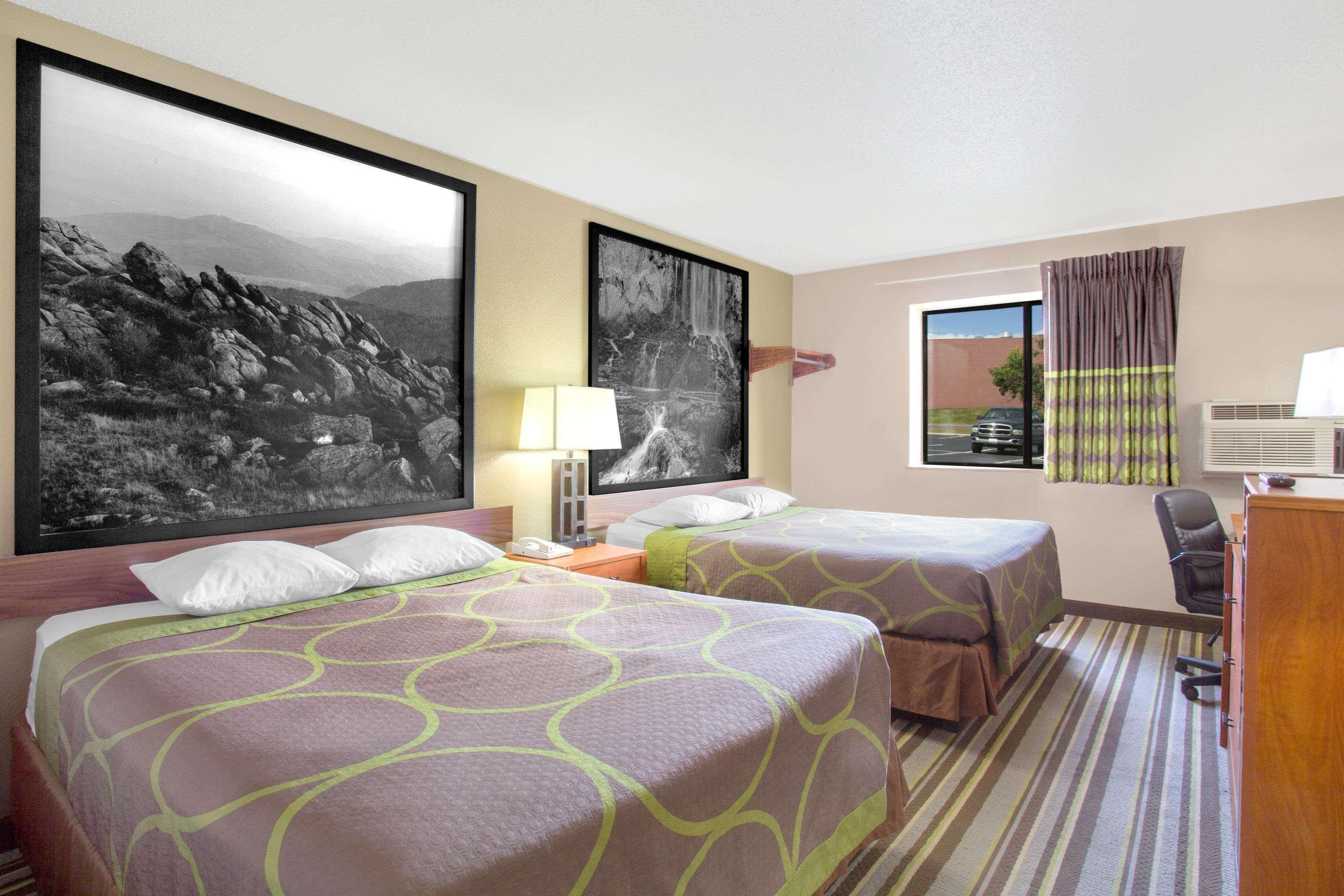 Super 8 By Wyndham Abingdon Va Otel Dış mekan fotoğraf