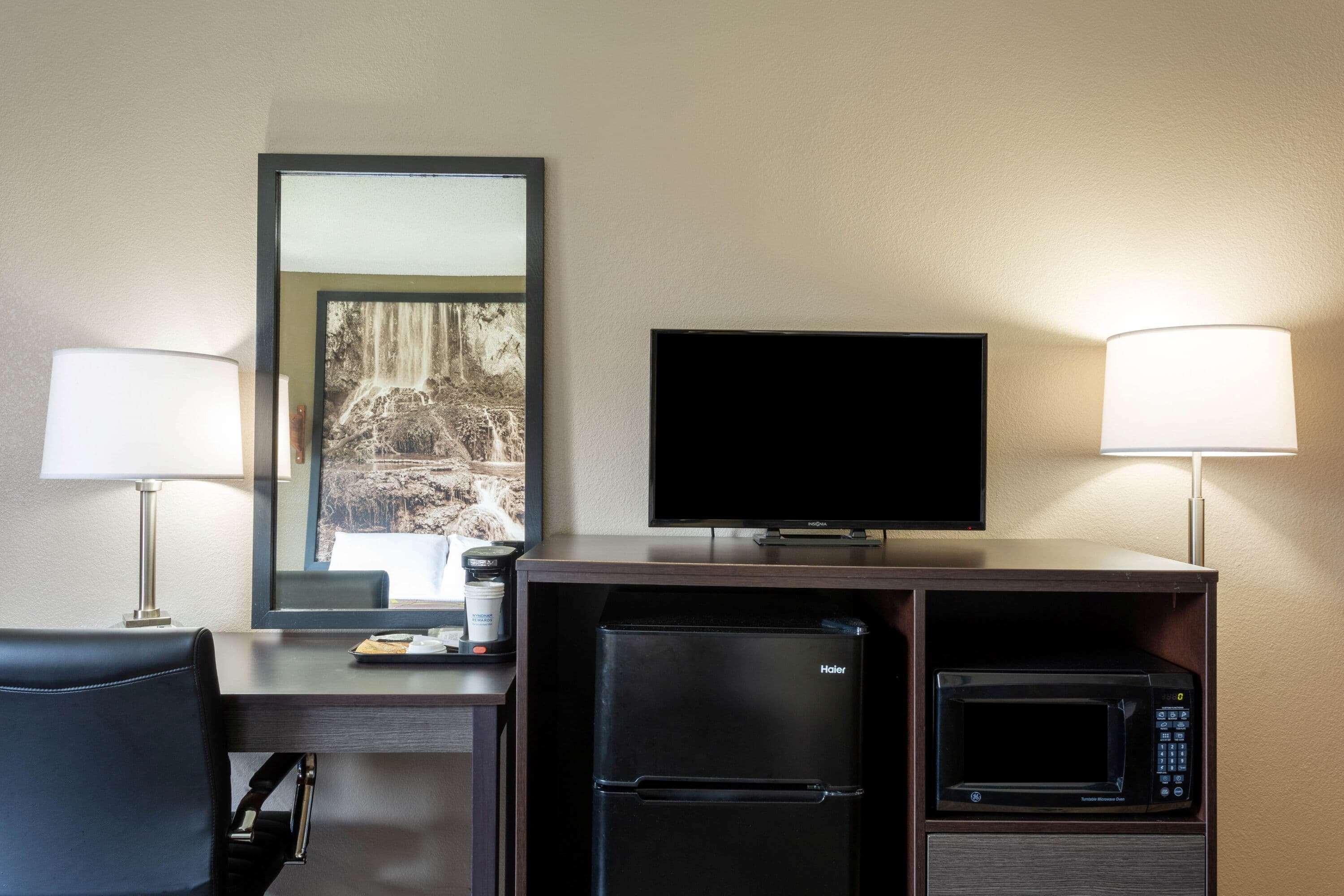 Super 8 By Wyndham Abingdon Va Otel Dış mekan fotoğraf