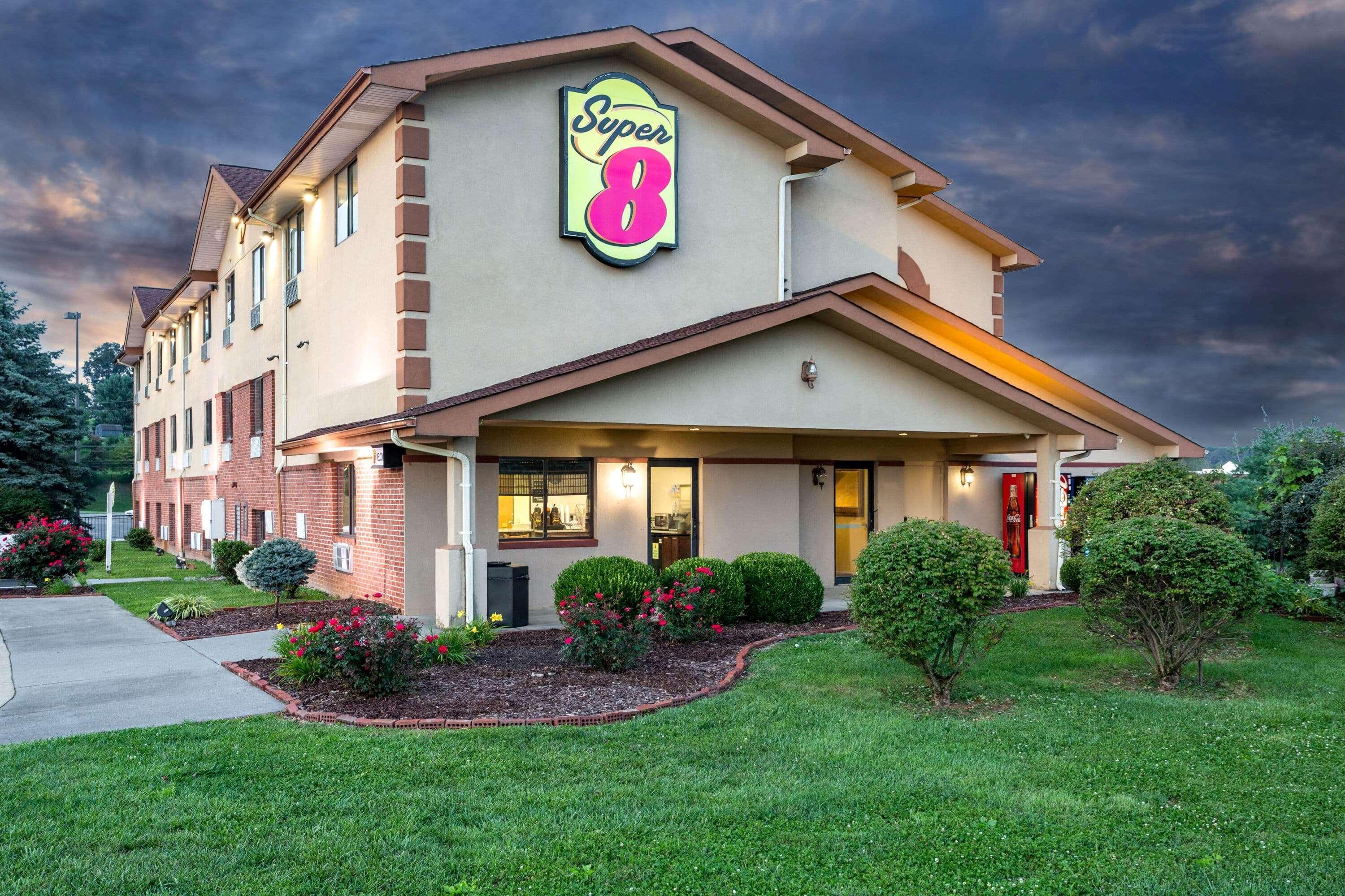 Super 8 By Wyndham Abingdon Va Otel Dış mekan fotoğraf