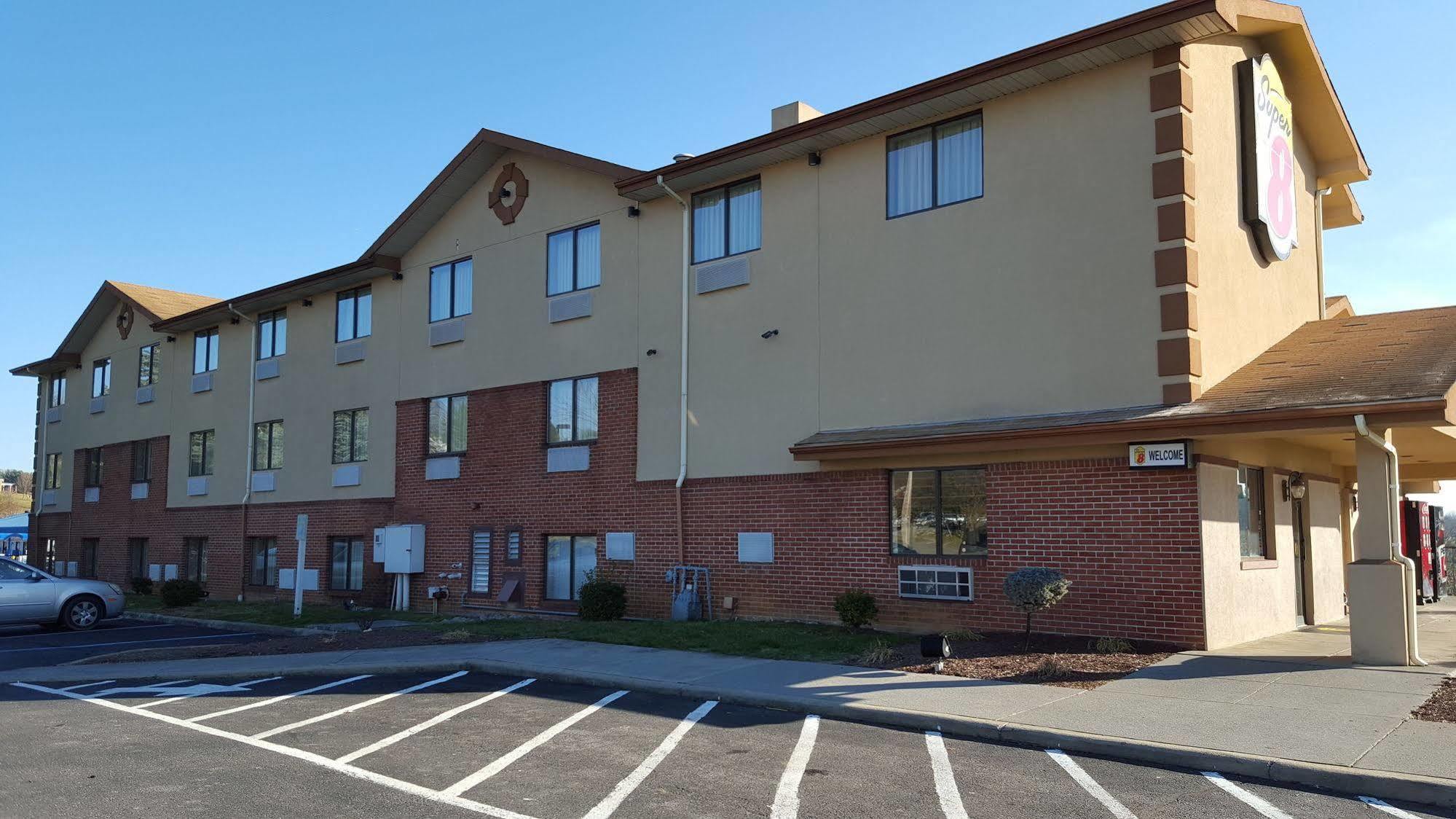 Super 8 By Wyndham Abingdon Va Otel Dış mekan fotoğraf