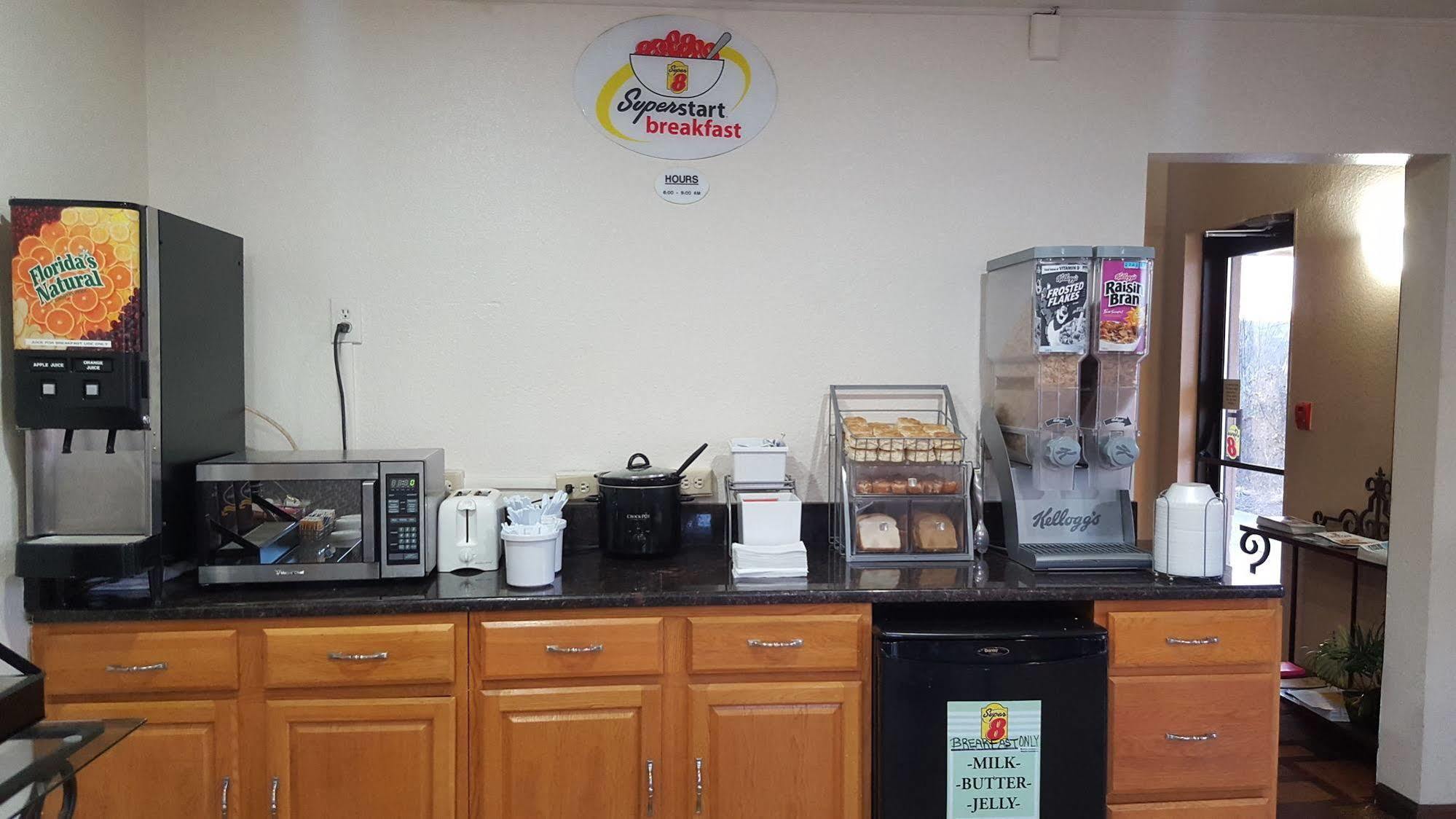 Super 8 By Wyndham Abingdon Va Otel Dış mekan fotoğraf
